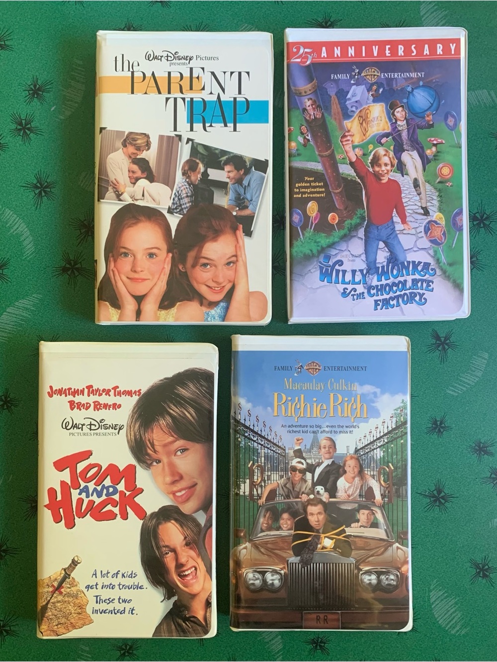 Lot of 4 Vintage 1990s Clamshell VHS Tapes Family & Kids Films PG Willy Wonka